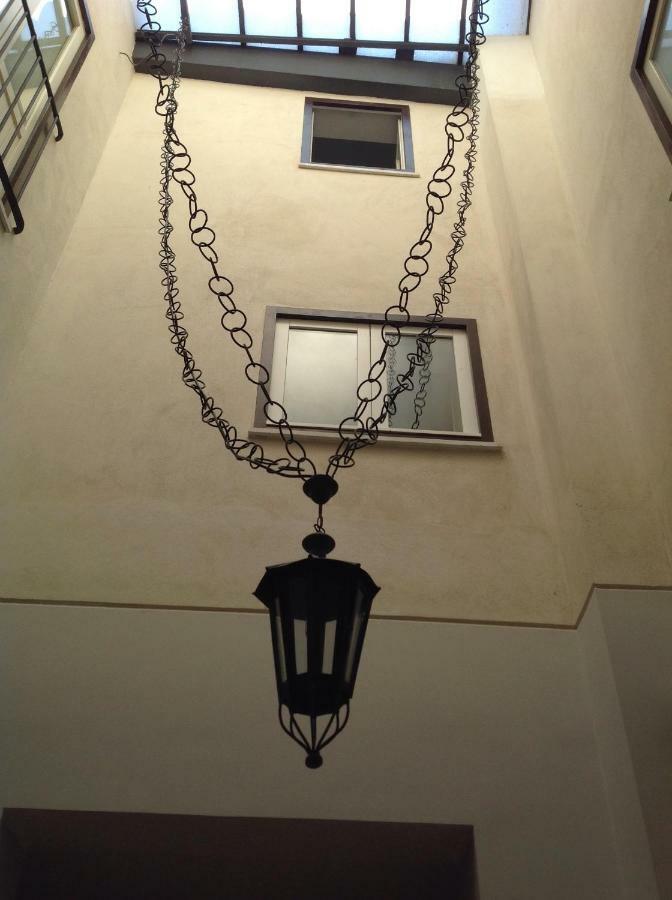Vucciria 57 Locazione Turistica Nel Cuore Pulsante Della Movida! Apartment ปาแลร์โม ภายนอก รูปภาพ